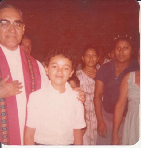 El pastor está con su gente